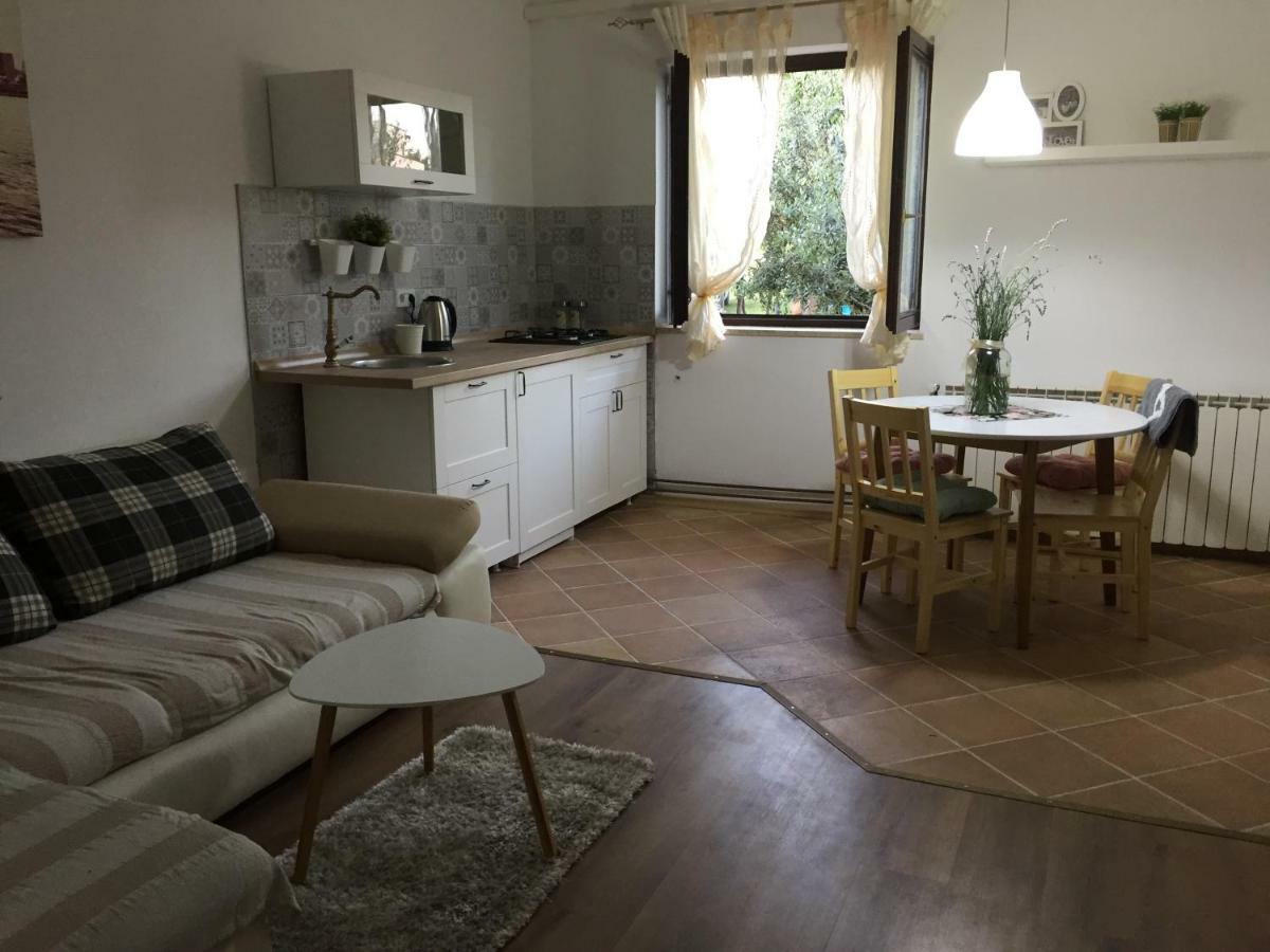 Apartment Villa Rossa Πόρετς Εξωτερικό φωτογραφία